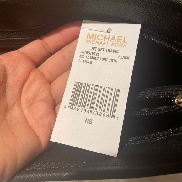 Michael Kors :Jet Set Travel Tote bag : Medium size(black) - Picture 6 of 6